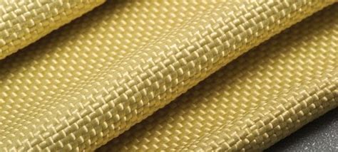  Kevlar: Une armure légère pour les défis industriels ultimes!